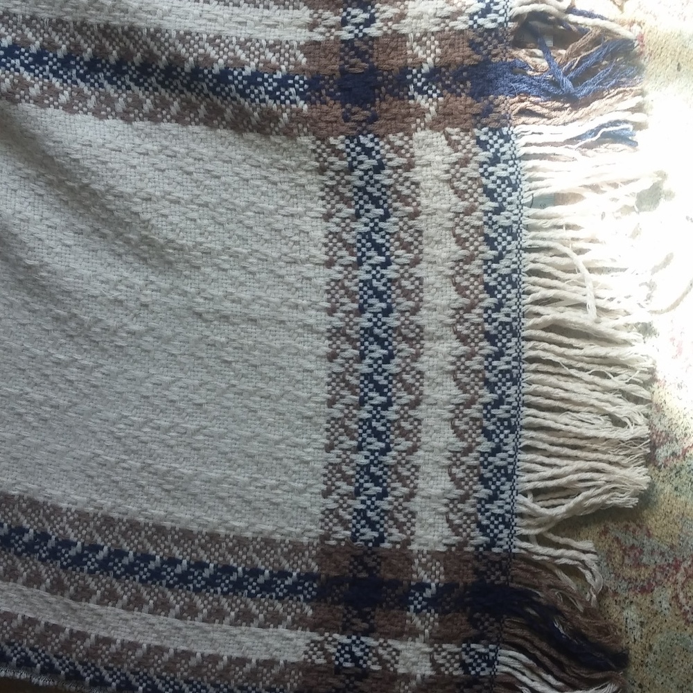 2 Chic Oatmeal Black Carmel Texture Scarf/Wrap 70"